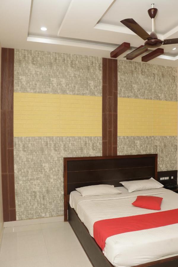 E S Residency Theni Exterior photo