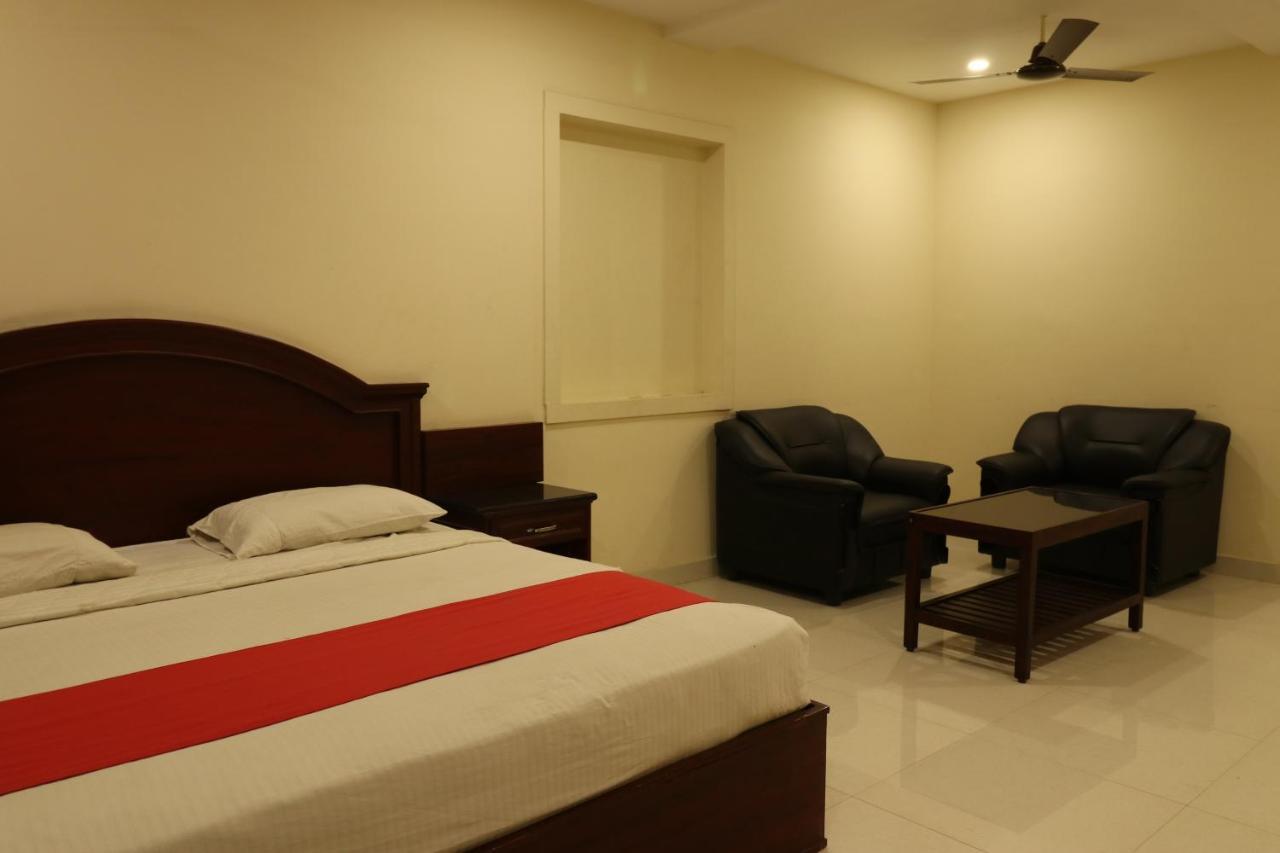 E S Residency Theni Exterior photo