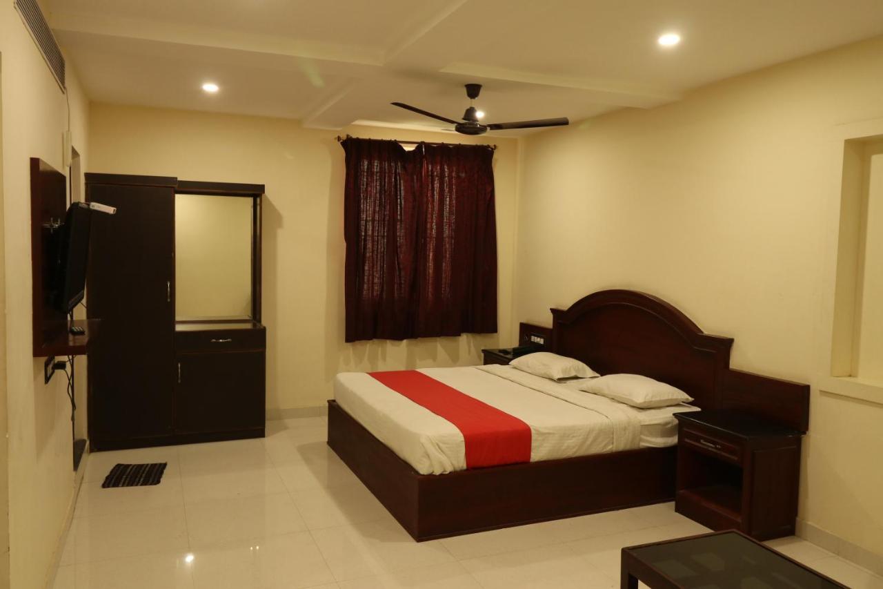 E S Residency Theni Exterior photo