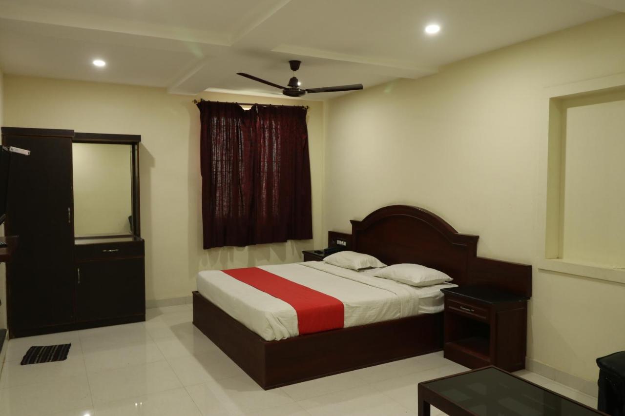 E S Residency Theni Exterior photo